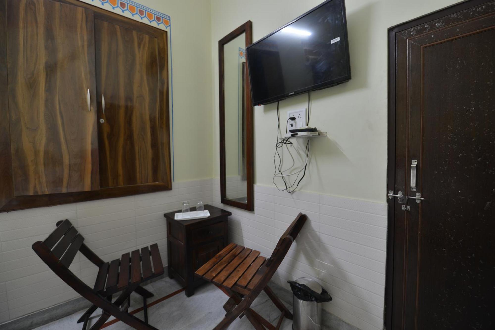 Hotel Bawarri Haveli จ๊อดปูร์ ภายนอก รูปภาพ