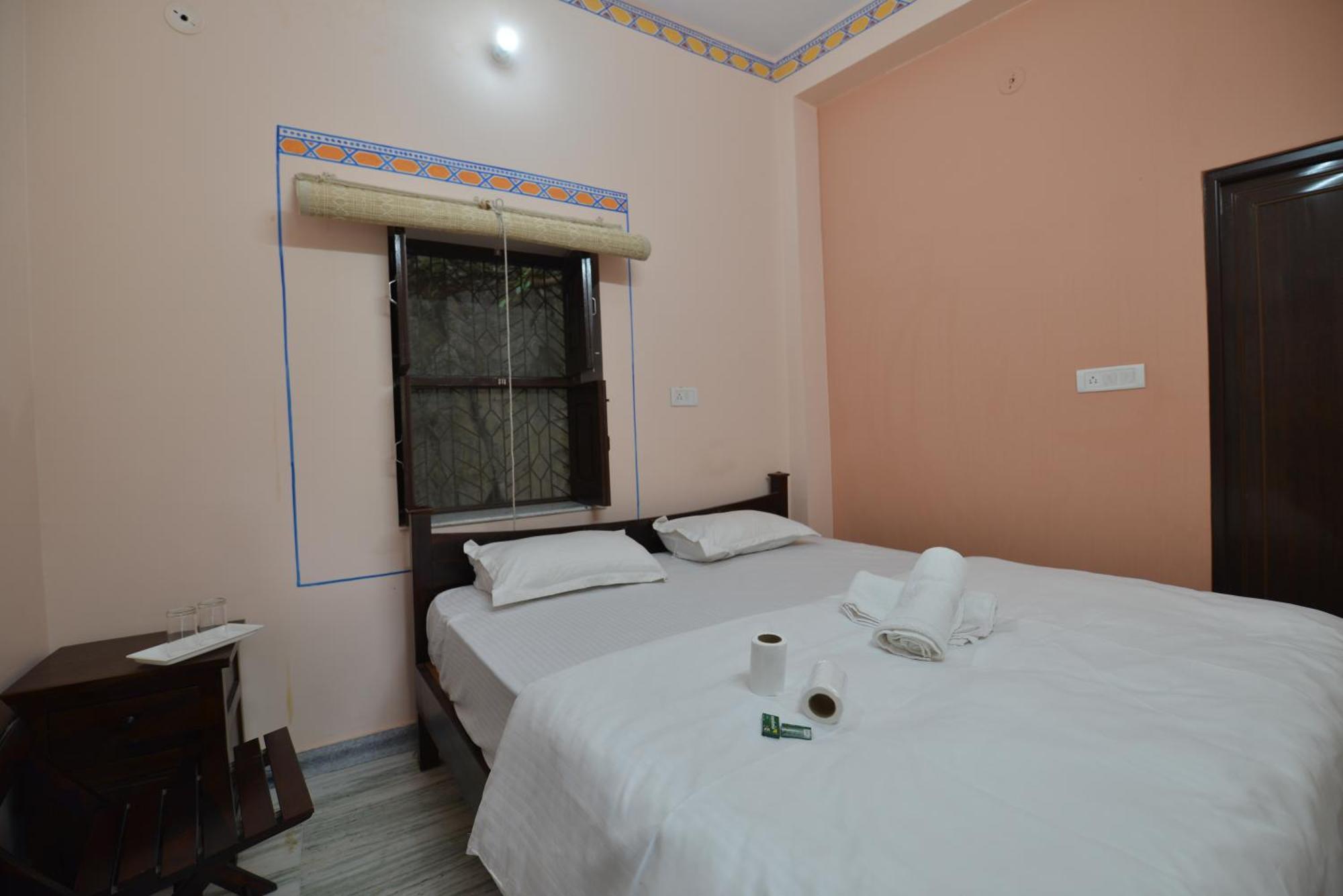 Hotel Bawarri Haveli จ๊อดปูร์ ภายนอก รูปภาพ