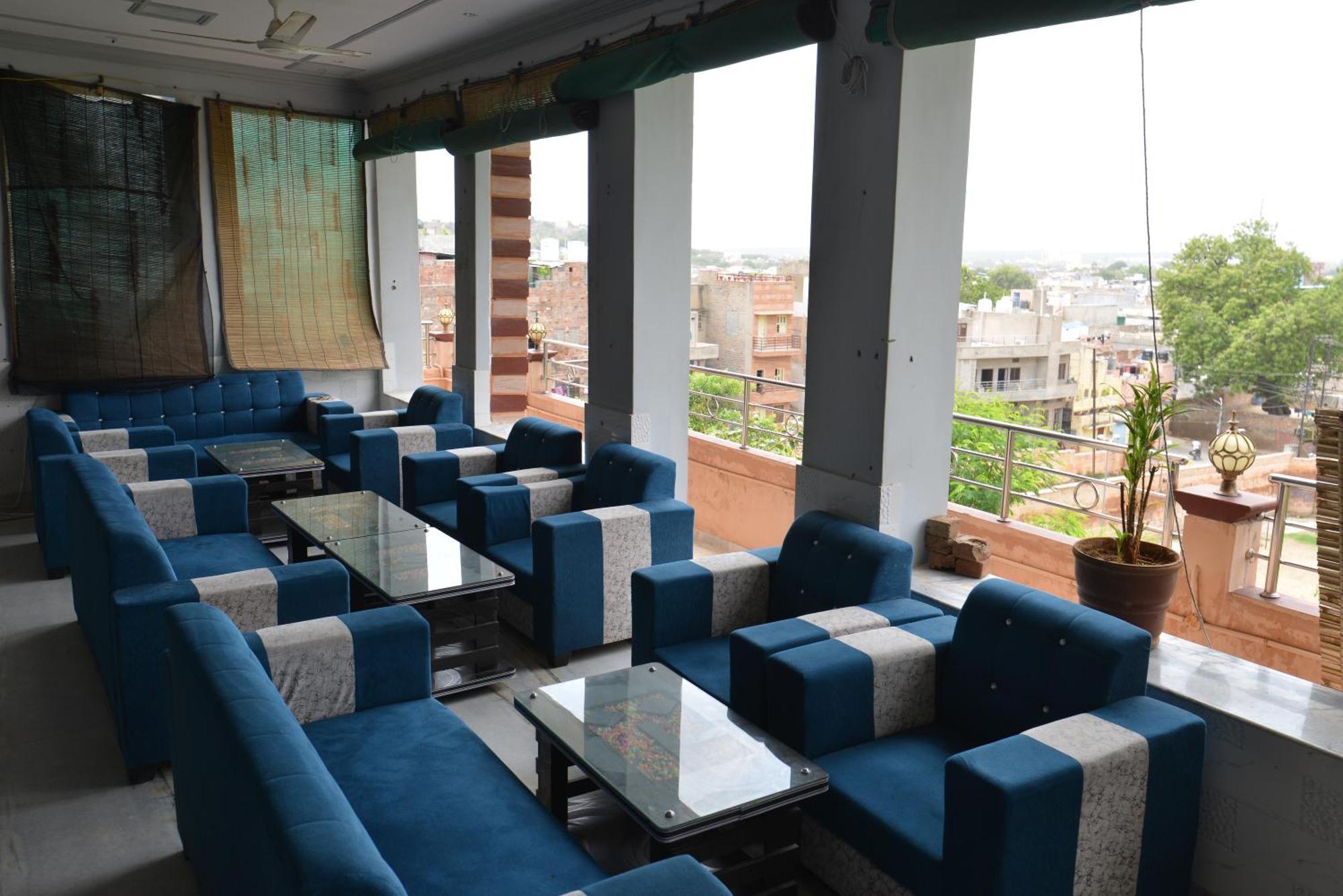 Hotel Bawarri Haveli จ๊อดปูร์ ภายนอก รูปภาพ