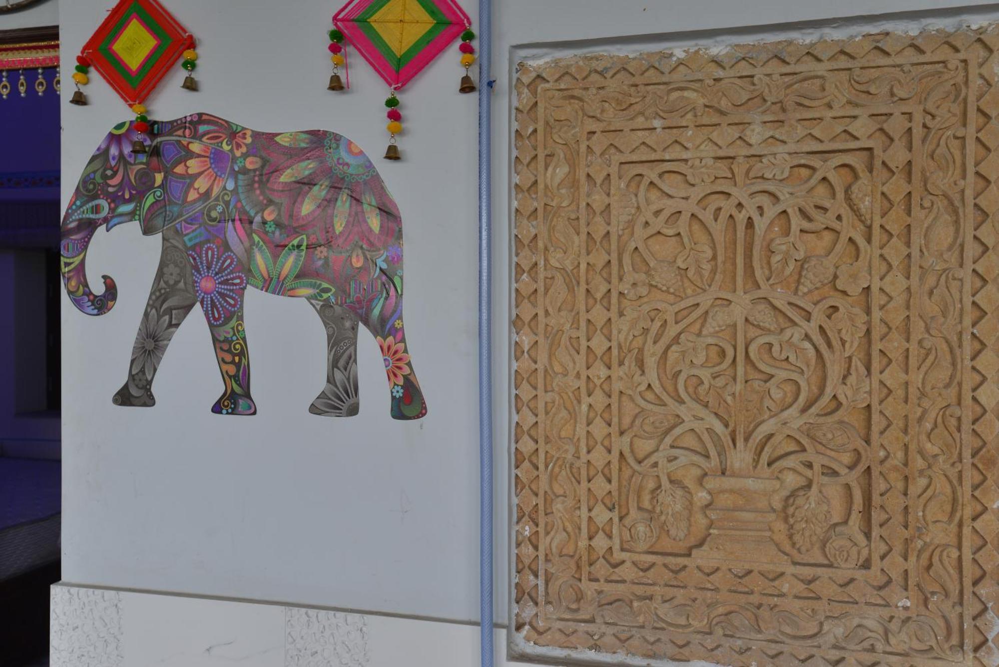 Hotel Bawarri Haveli จ๊อดปูร์ ภายนอก รูปภาพ